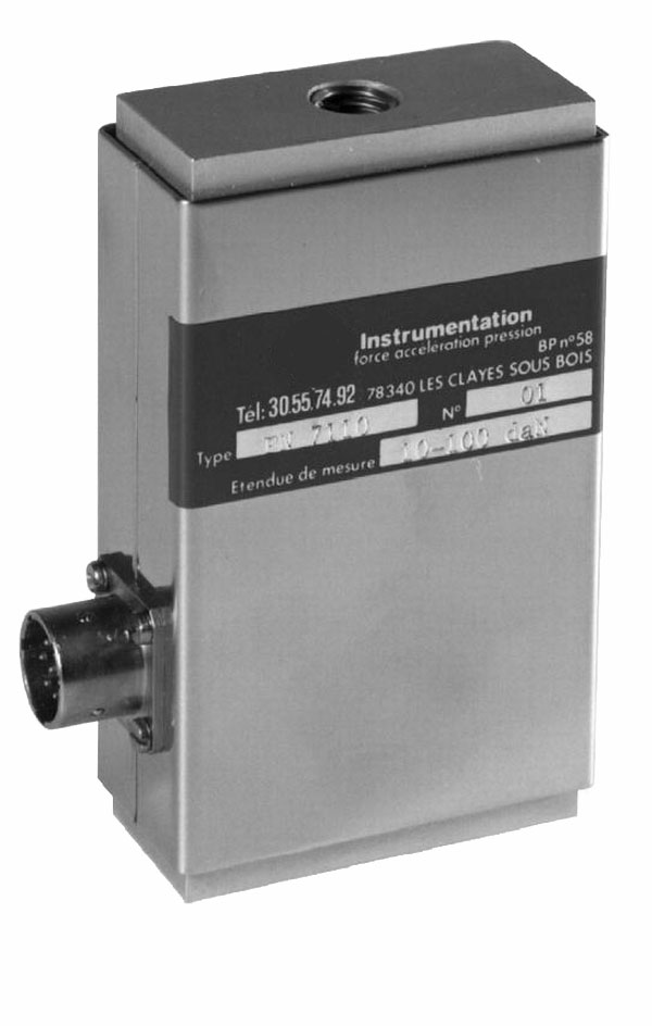 FN7110�p������������