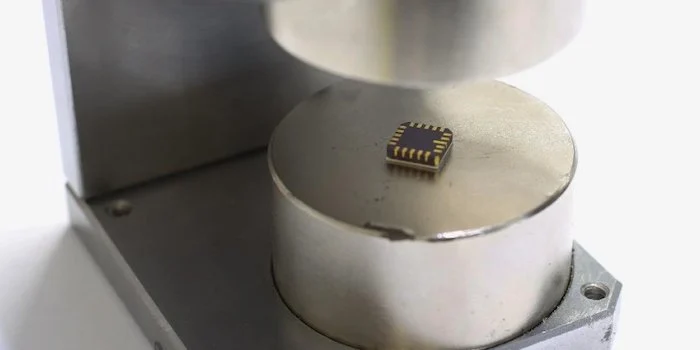 Paragraf 的石墨烯霍爾傳感器